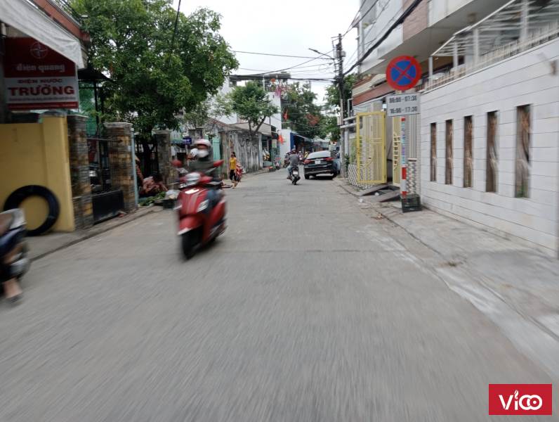 Giá NH dí. Nhà 3 Lầu, 3.85 tỷ, 102m2. MT 6m. Phố KD tại TT Cẩm Lệ