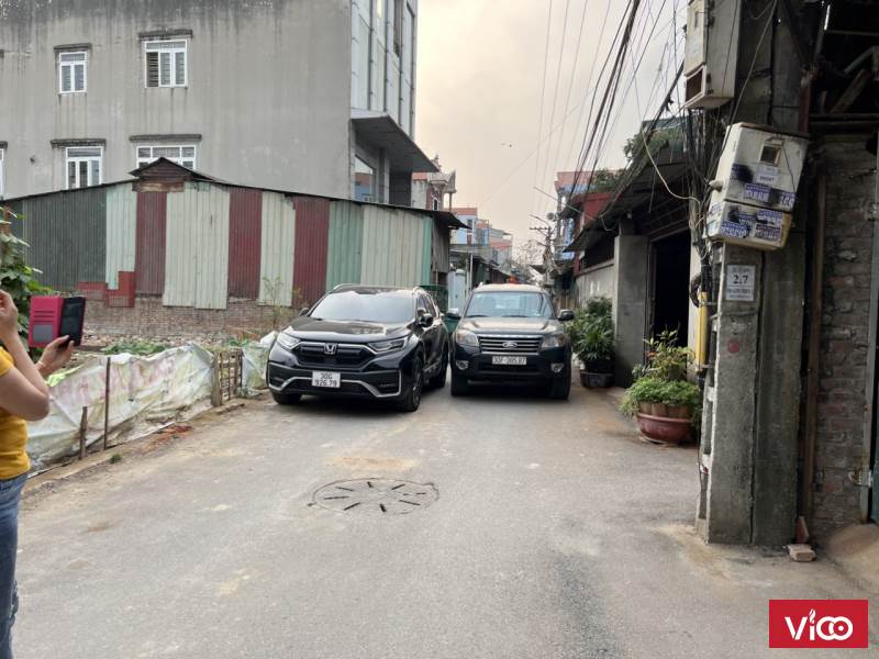 CHỈ CẦN HƠN 1 TỶ CÓ NGAY MẢNH ĐẤT DT GẦN 100 M ĐƯỜNG 2 Ô TÔ TRÁNH NHAU KINH DOANH BUÔN BÁN TỐT