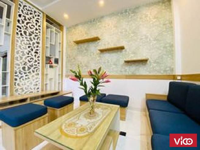 Bán nhà phường Lĩnh Nam , ô tô, 40M x 5T, 4,8 tỷ. LH 0975149605