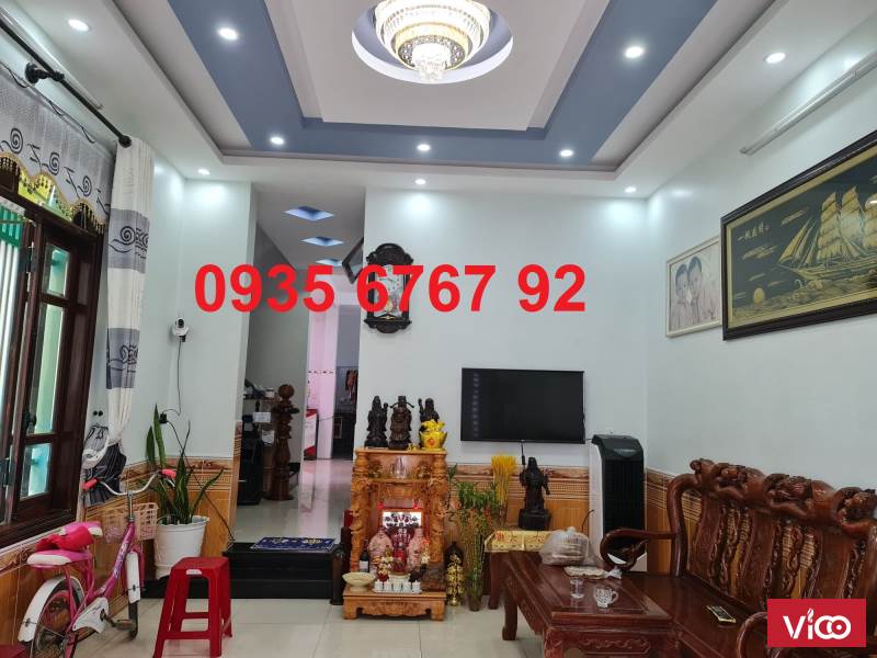 Bán gấp. MT đường 5.5m, DT 120m2, 2 Lầu. Chỉ 3.85 tỷ. Cạnh cầu Cẩm Lệ