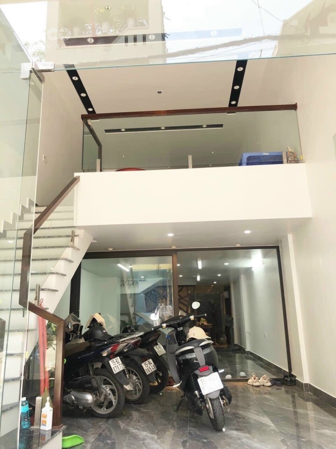 Bán nhà tuyến 2 quán nam đường rộng