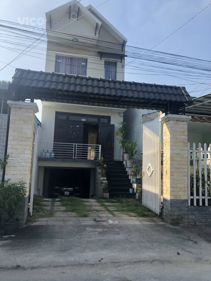 Hot hot bán đất và 2 căn nhà xây kiên cố đã ở đắc địa tại TX Tân Uyên, Bình Dương