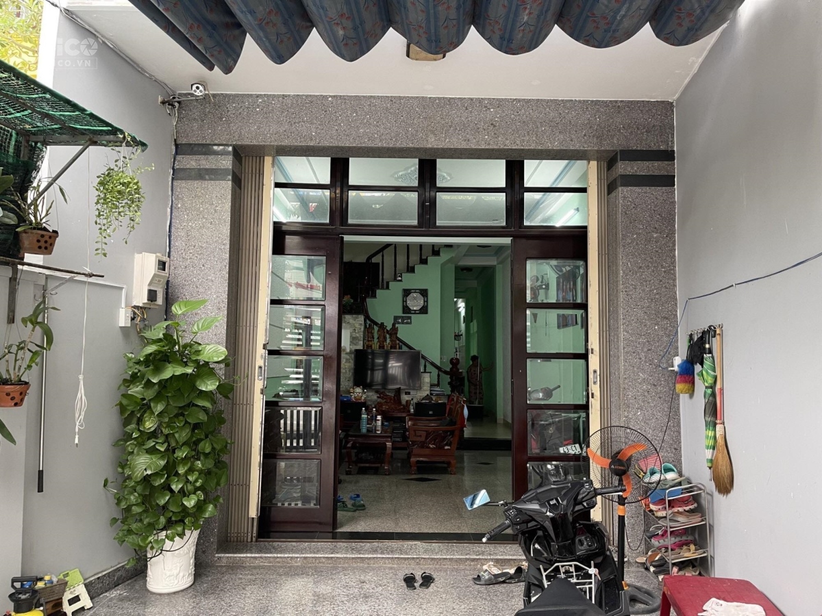 Bán Gấp Nhà 3 Tầng MT Nguyễn Tri Phương DTSD 345m2 giá chỉ 10ty8 siêu đầu tư lh 0935808739