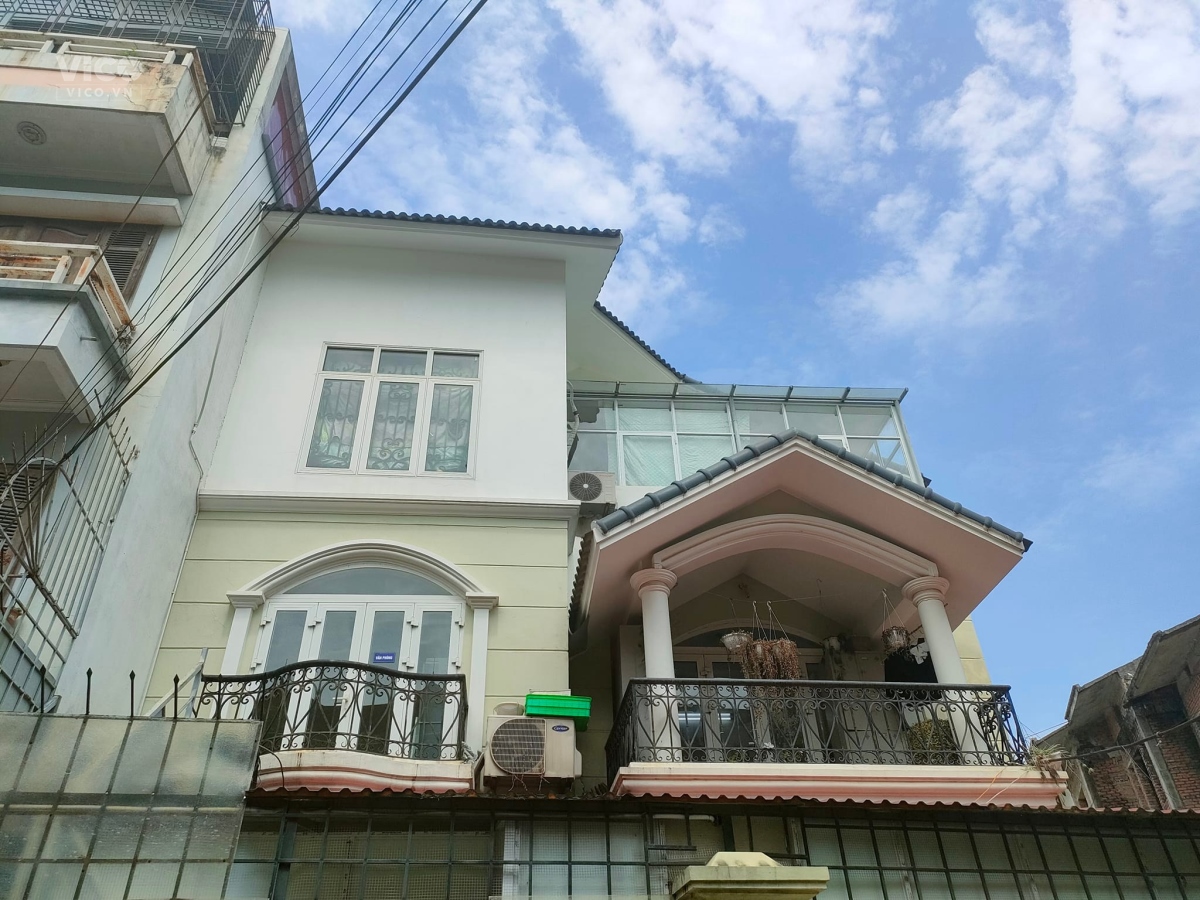 Bán Biệt thự, Cổ Nhuế, 135m2, 4T, 21.9m,15.5 tỷ, lô góc.