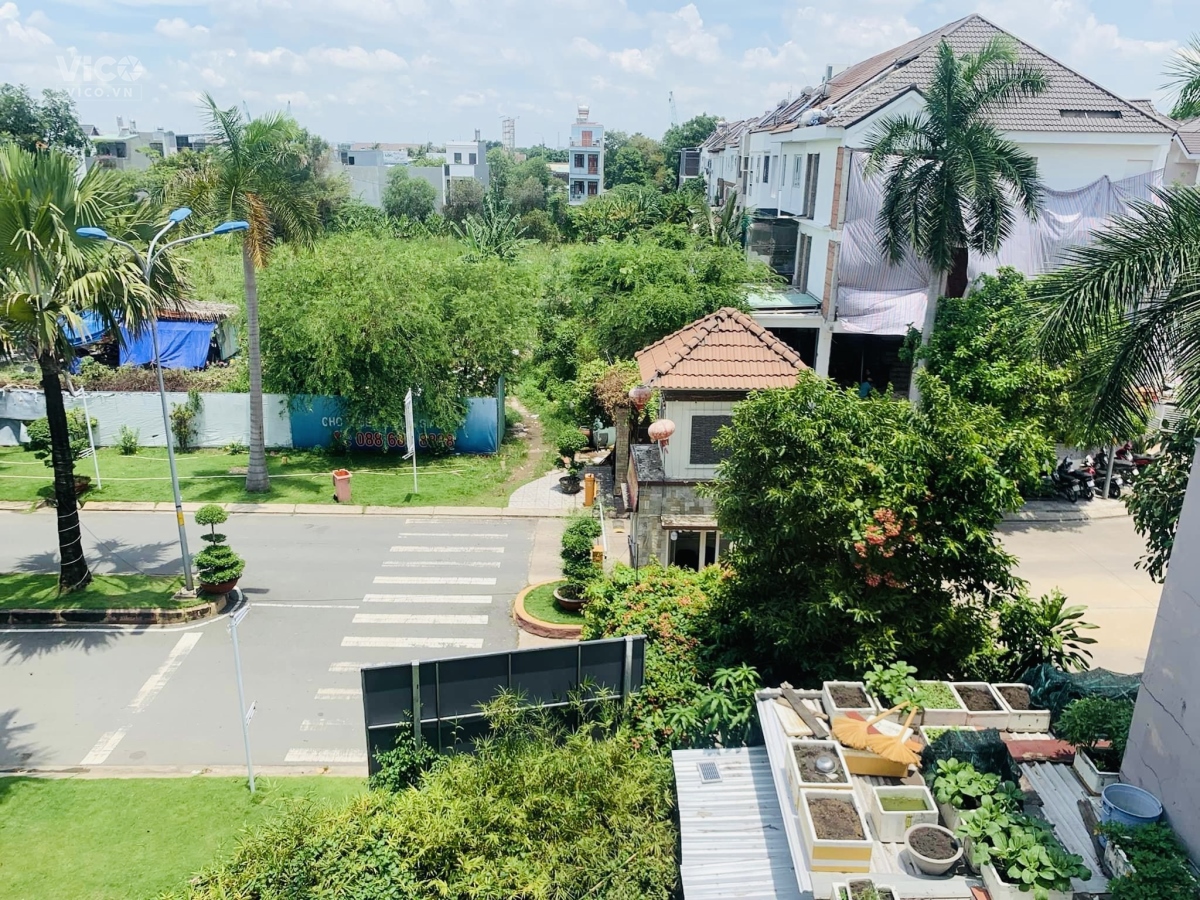 Bán nhà Đường Số 12 4 tầng ,4x15 giá 5,9 tỷ, p.Hiệp Bình Phước, TP Thủ Đức
