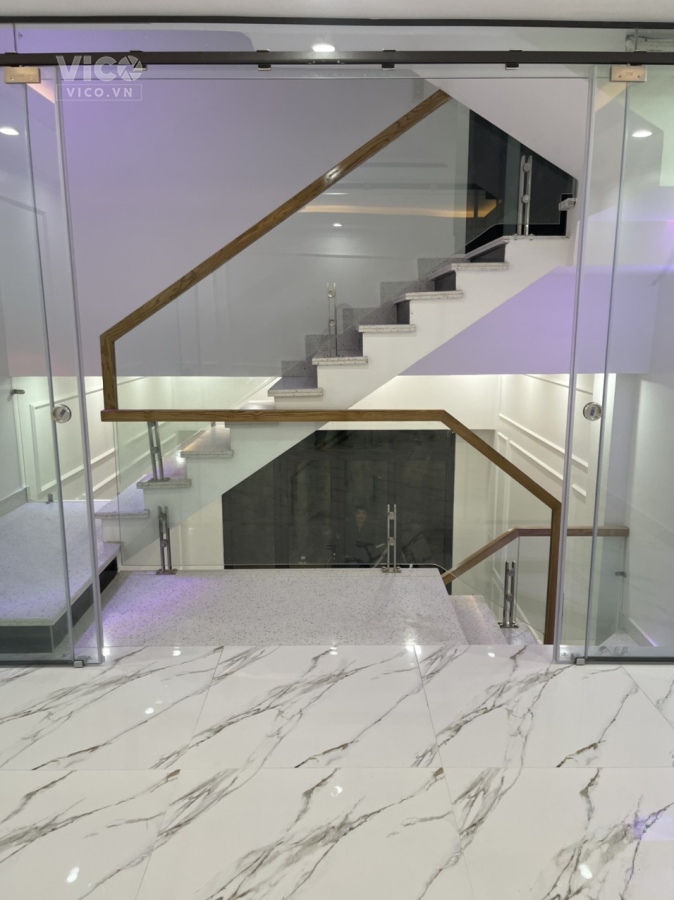 Bán nhà mặt ngõ Hồ Sen 4 tầng cọc khoan nhồi