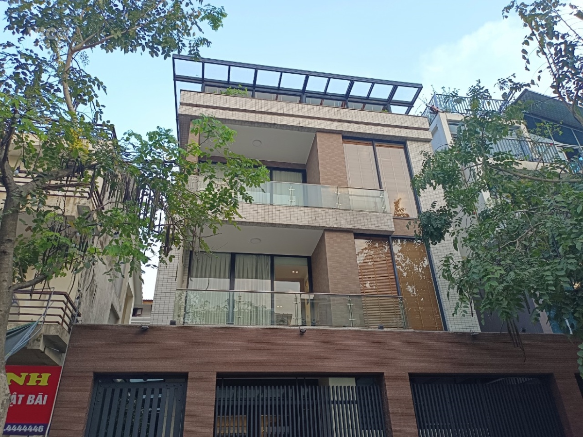 BÁN NHÀ NGUYỄN SƠN, LONG BIÊN 110M24T, 15.5 TỶ BIỆT THỰ XANH TRONG LÒNG PHỐ.