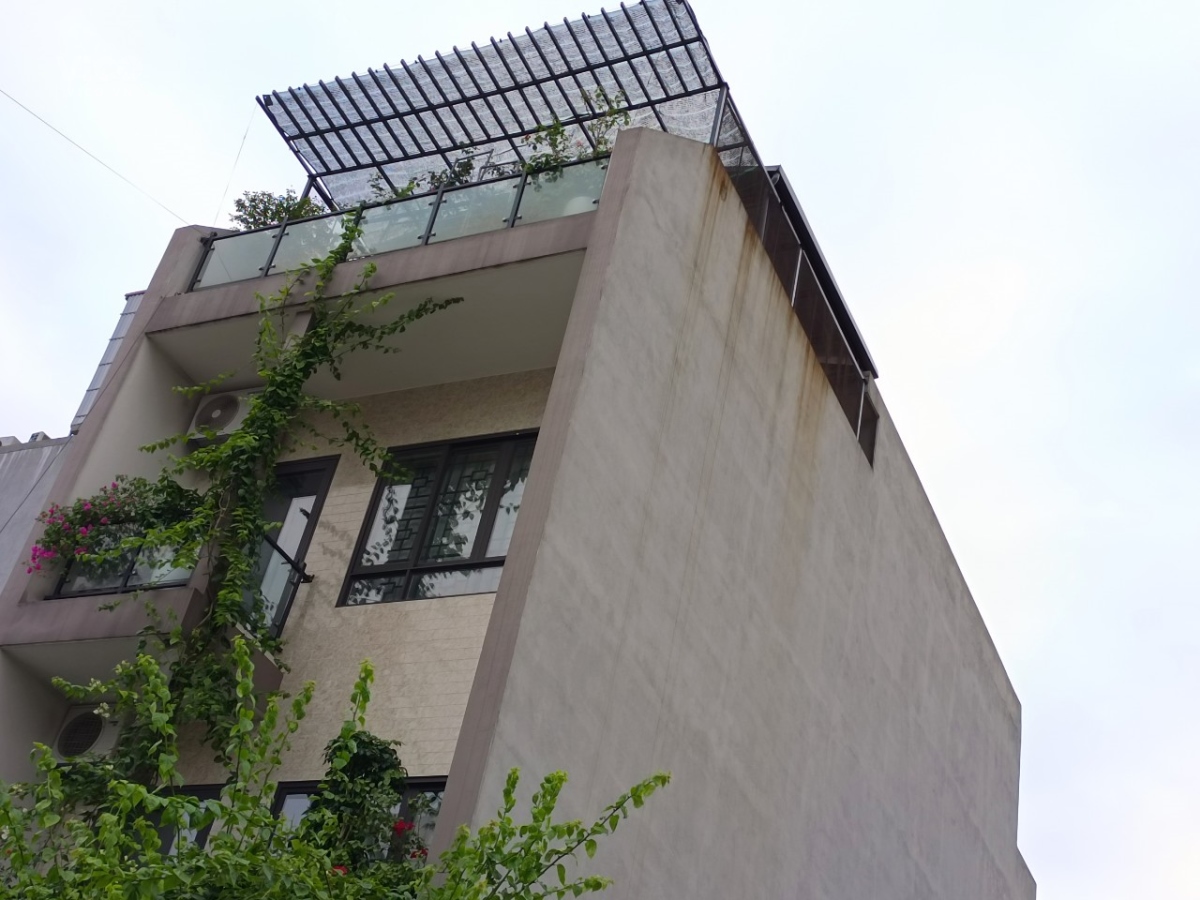 BÁN NHÀ NGUYỄN SƠN, LONG BIÊN 82M25T, 16.5 TỶ DÂN XÂY CHẮC CHẮN, NGÕ XE VINFAST PRESIDENT.