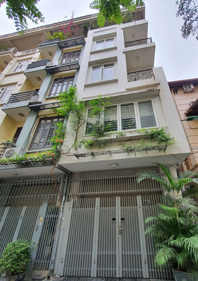 Bán nhà Vĩnh Phúc 100m Khu 7.2ha Phân lô Ô tô cán bộ cấp cao Mặt tiền khủng Dinh thự VIP Giá bình