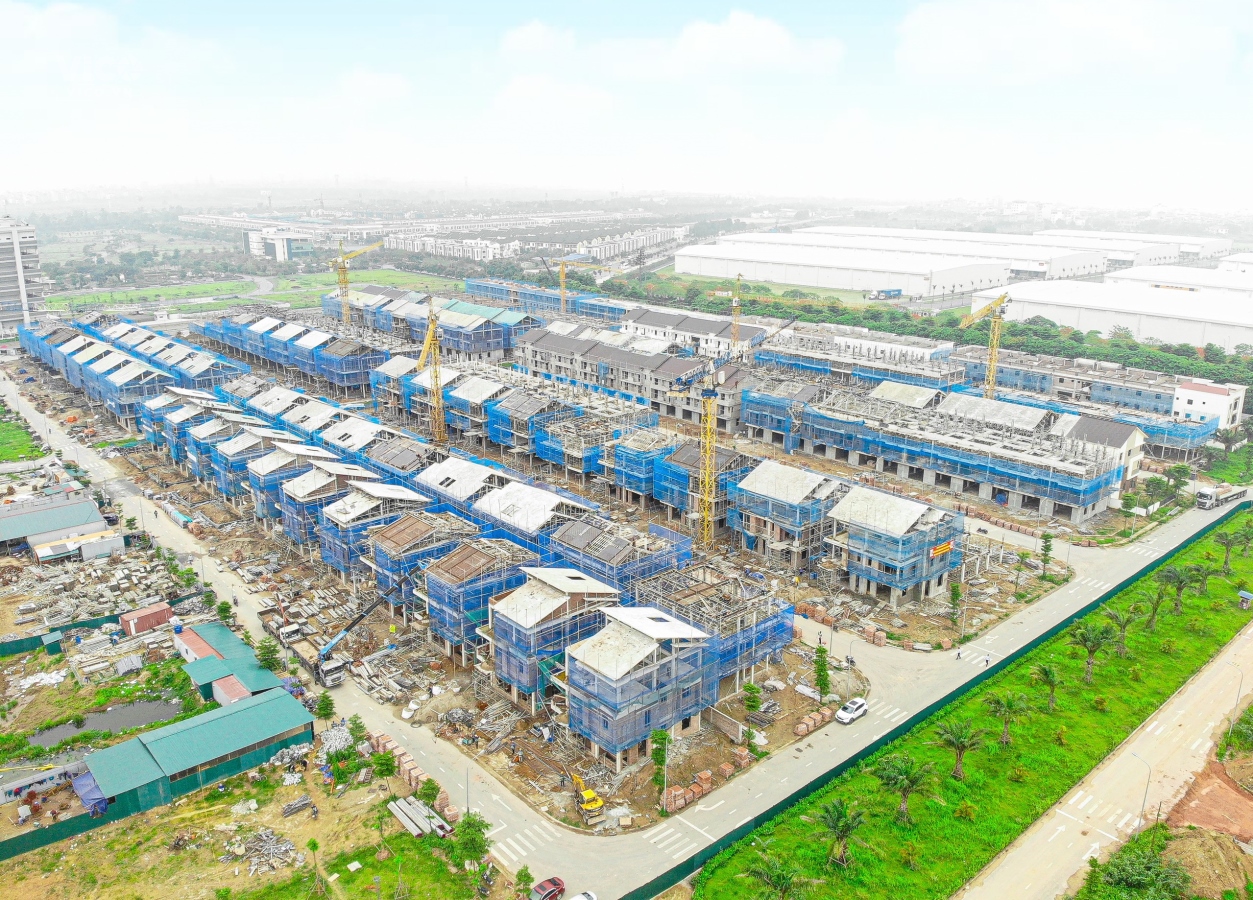 Bán Shophouse 100m2 3 tầng vị trí cực kì đắc địa,đang thanh toán 70% theo tiến độ.Vsip Bắc Ninh