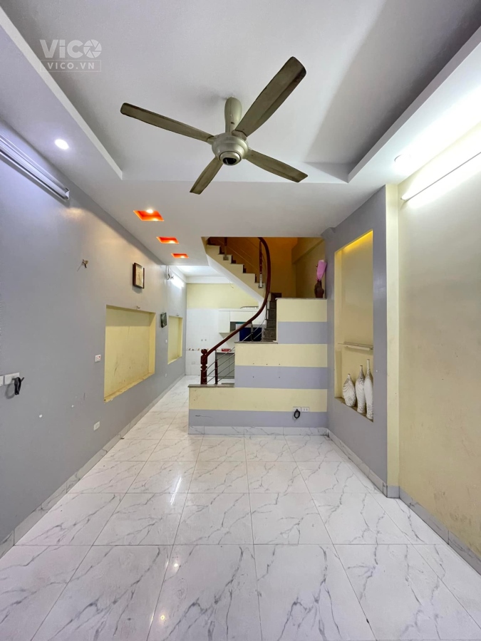 Bán nhà Phố Bằng Liệt Linh Đàm Hà Nội 35m2 x 4 tầng Giá 3.2 tỷ 2 thoáng gần oto