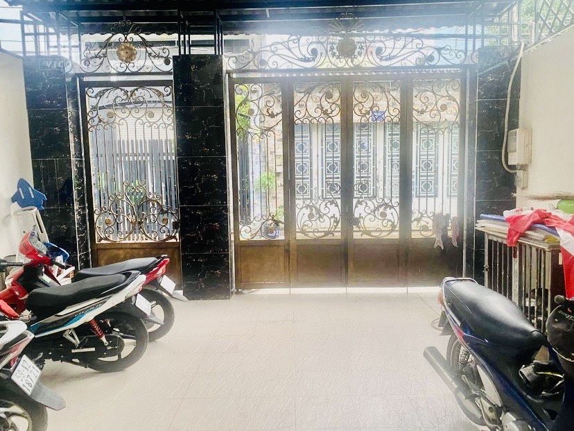 1 Bán biệt thự HXH Lê Đức Thọ 112m2 , 4 tầng giá linh hoạt 9 tỷ chính chủ