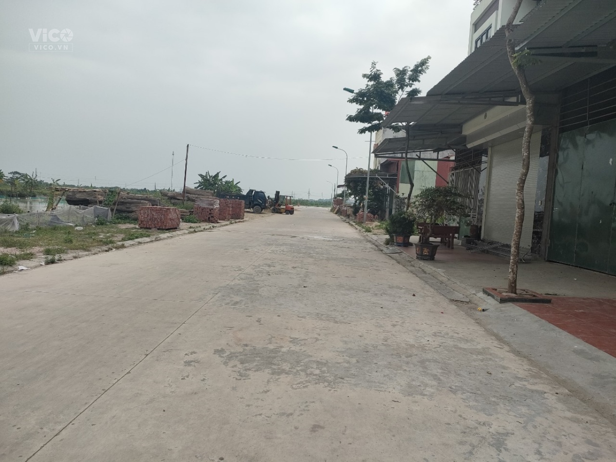 bùm bùm bùm nhà em có mảnh đất mở cửa là có tiền đất nằm ở khu phân lô Đại An