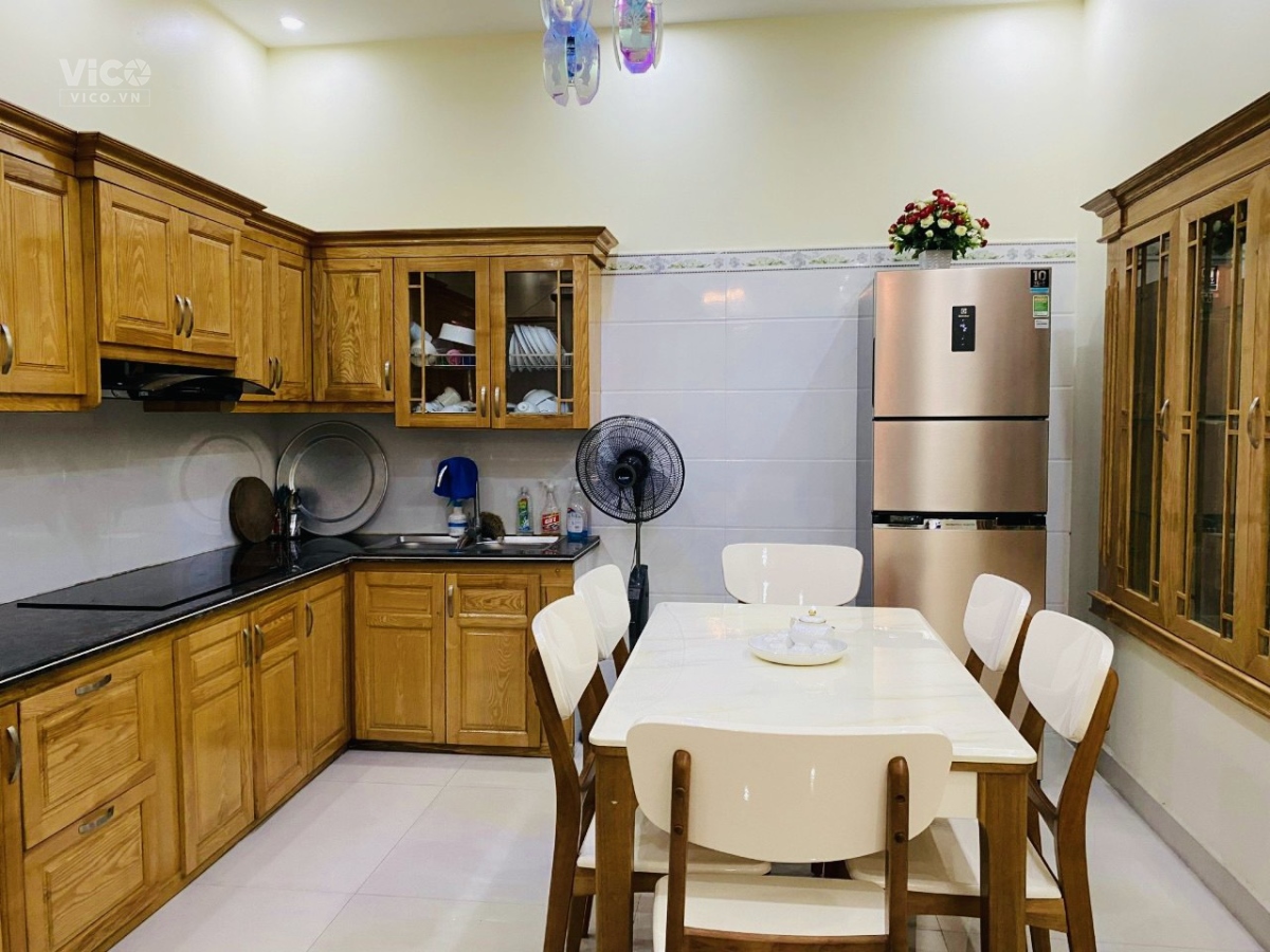 Bán nhà ngõ Lạch Tray lô góc ngõ to rộng ô tô đỗ gần để lại đồ