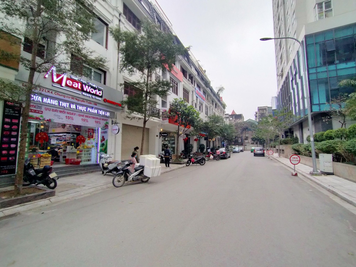 Bán biệt thự trung tâm quận Thanh Xuân, 80m2x5T, thang máy, KD, nội thất cao cấp, ở ngay