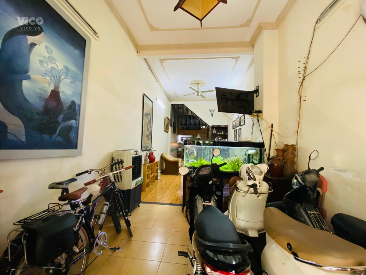 Bán nhà nhà Nguyễn Cư Trinh Q1, sát mặt tiền, ô tô tới cửa, 52M2, 4 TẦNG, chỉ 10.8 tỷ