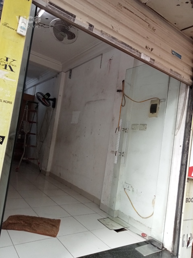 CHO THUÊ CỬA HÀNG MẶT PHỐ VIP HỒNG MAI 16M2 MT3m 5 triệu