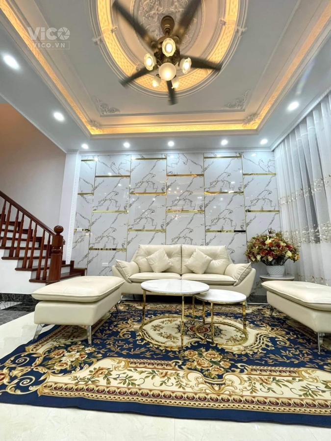 Hiếm Nhà đẹp rẻ ngõ 63 Thái Thịnh, 40m2, Giá nhỉnh 5 tỷ