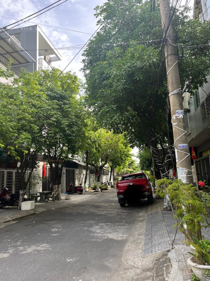 Bán Nhà mặt tiền sơn trà 6,4 tỷ gần công viên, trường học, cách sông hàn vài bước chân