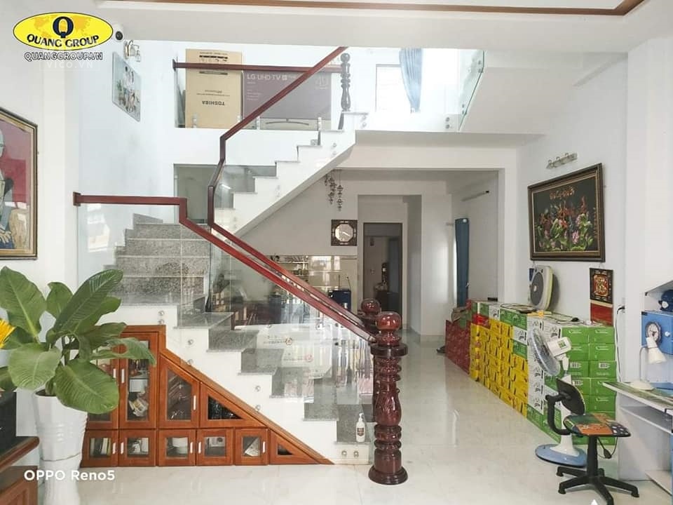 BÁN GẤP !Nhà Tôn Đản , Cẩm Lệ 100mx3Tầng . Đường 10m, 5Tỷ (Thương Lượng Mạnh ). 0898776363