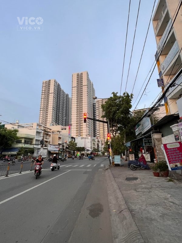 Nhà 2 tầng hẻm ôtô sát mặt tiền Lý Chiêu Hoàng,Quận 6.DT 58m2.Giá chỉ 6.2 tỷ