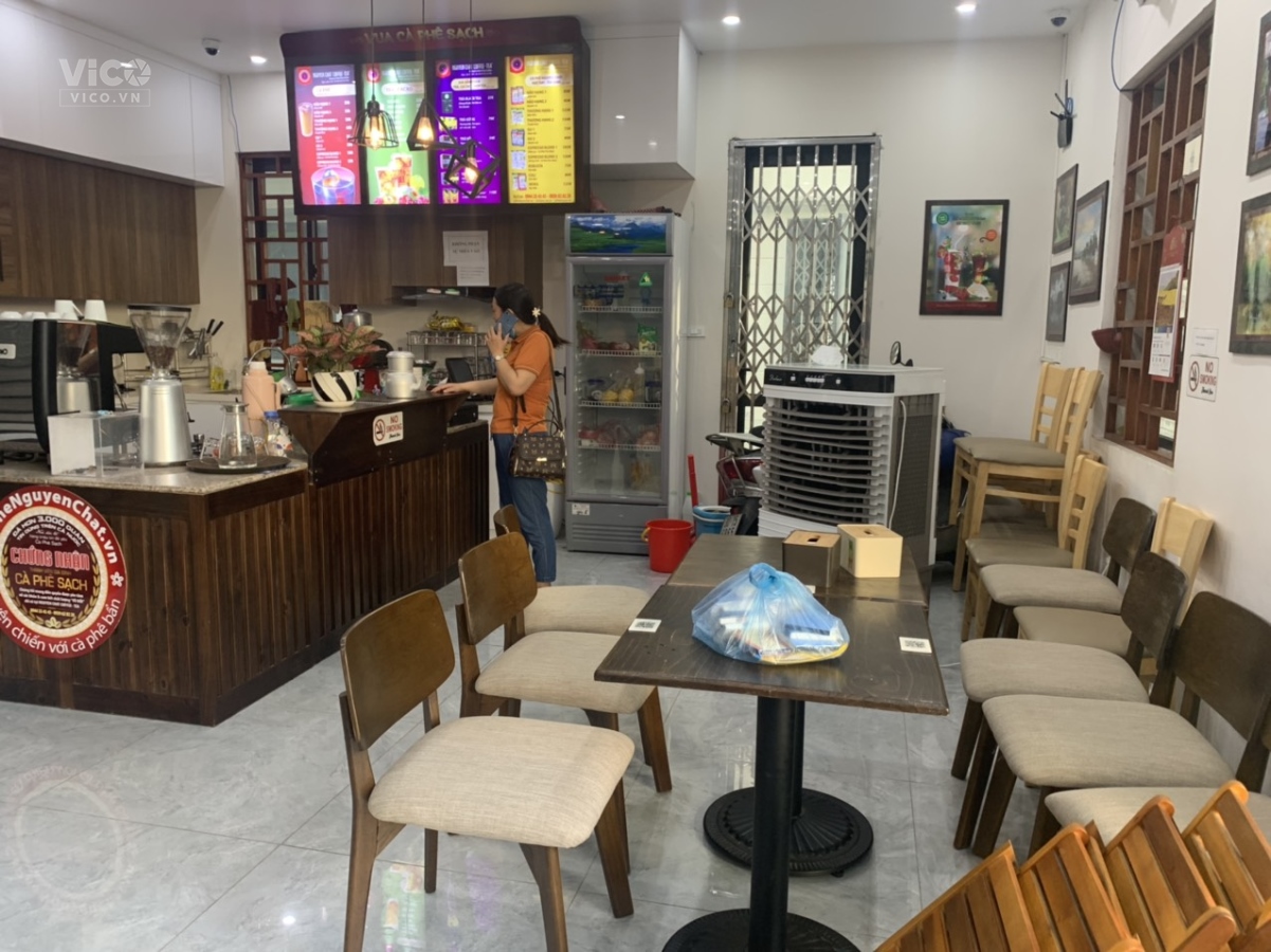 Cho thuê nhà lô góc, chân CC, view đường đôi, Cafe full đồ, 2 sàn 166m2, 35tr tháng.