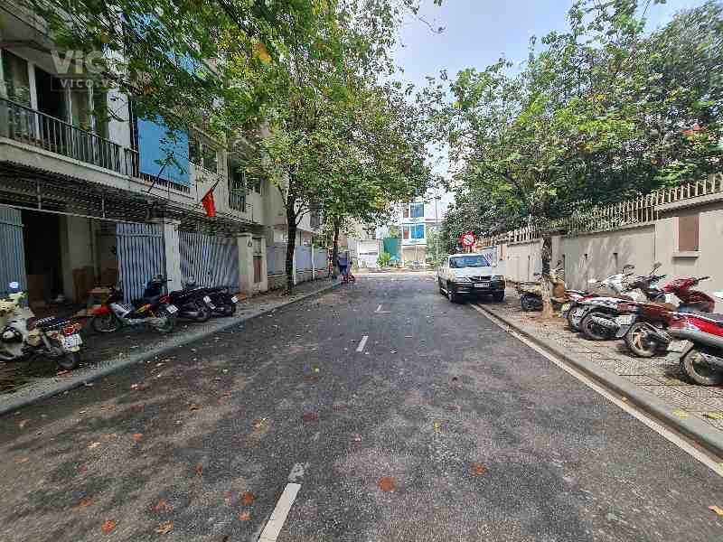 Bán Nhà Liền Kề Khu ĐTM An Hưng Hà Đông,DT 83 m2 Giá trên 10 tỷ..