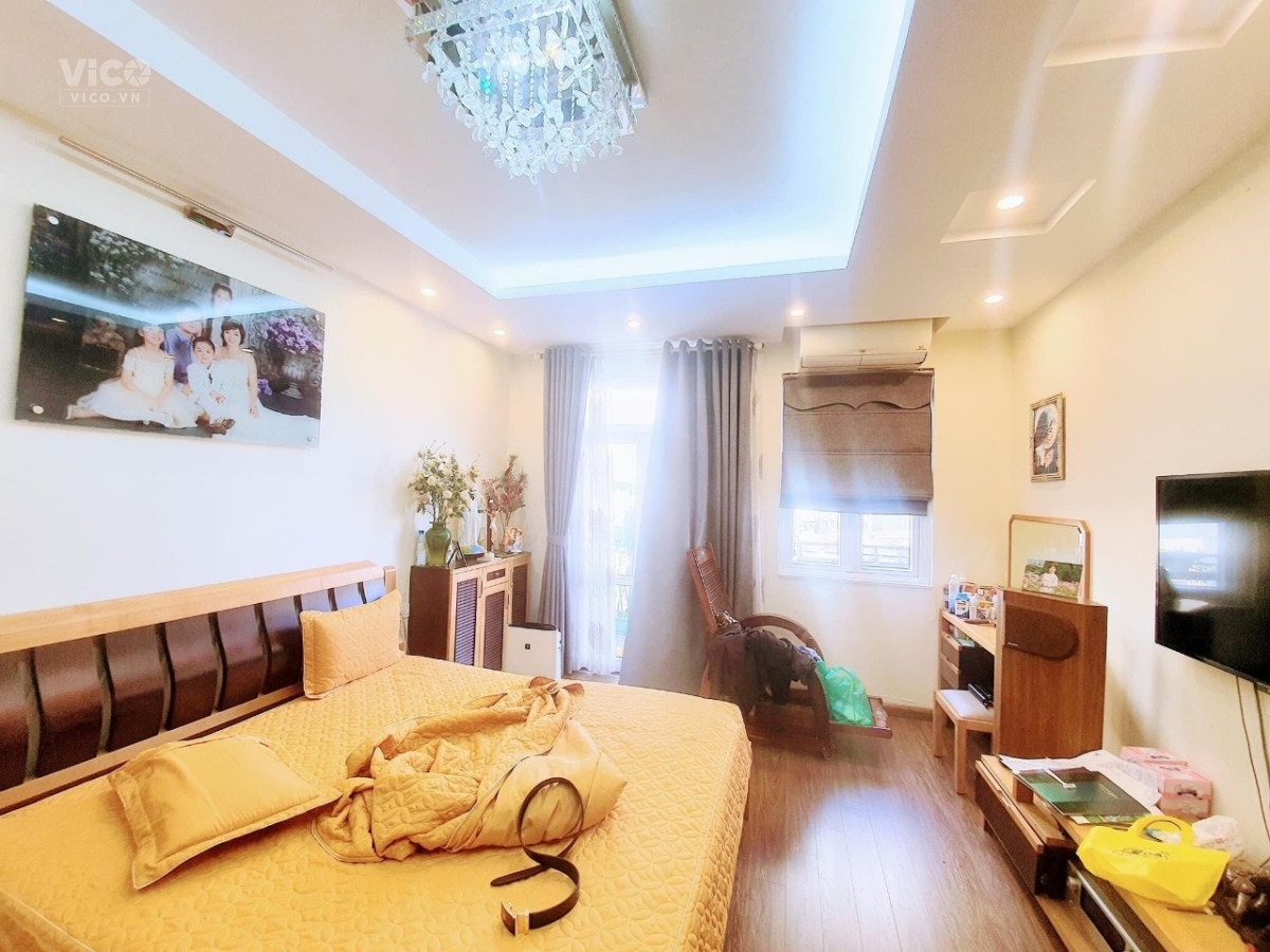 GIÁ NHỈNH 4 TỶ NẰM TRÊN TRỤC ĐƯỜNG CHỢ GỖ QUÝ HIẾM KINH DOANH BUÔN BÁN BẤT CHẤP