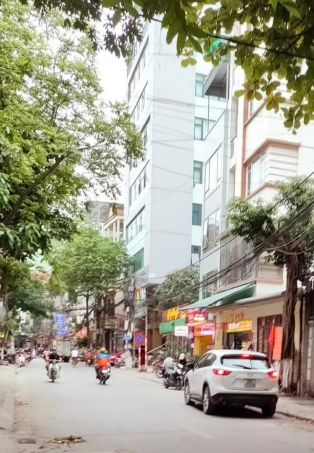 BÁN NHÀ MẶT PHỐ TÔ VĨNH DIỆN, LÔ GÓC, 50M2 GIÁ TỐT