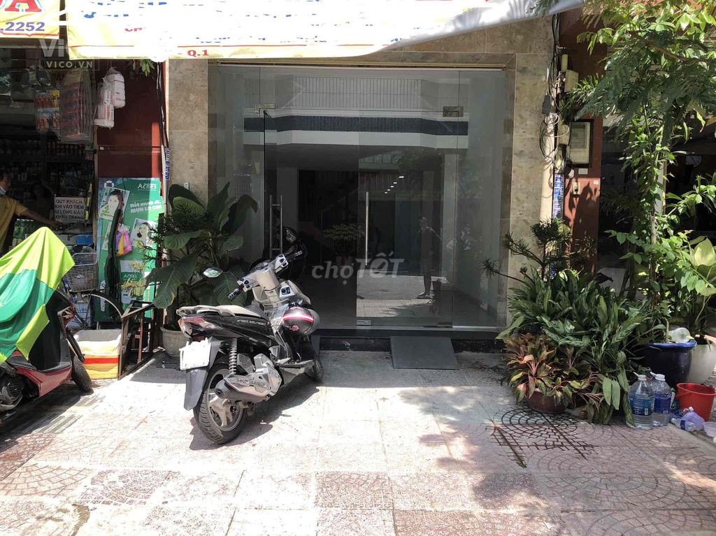 Bán đất khách sạn xây dựng 30 tầng tại ngay Vinpearl Đảo Rều trung tâm Bãi Cháy, Hạ Long