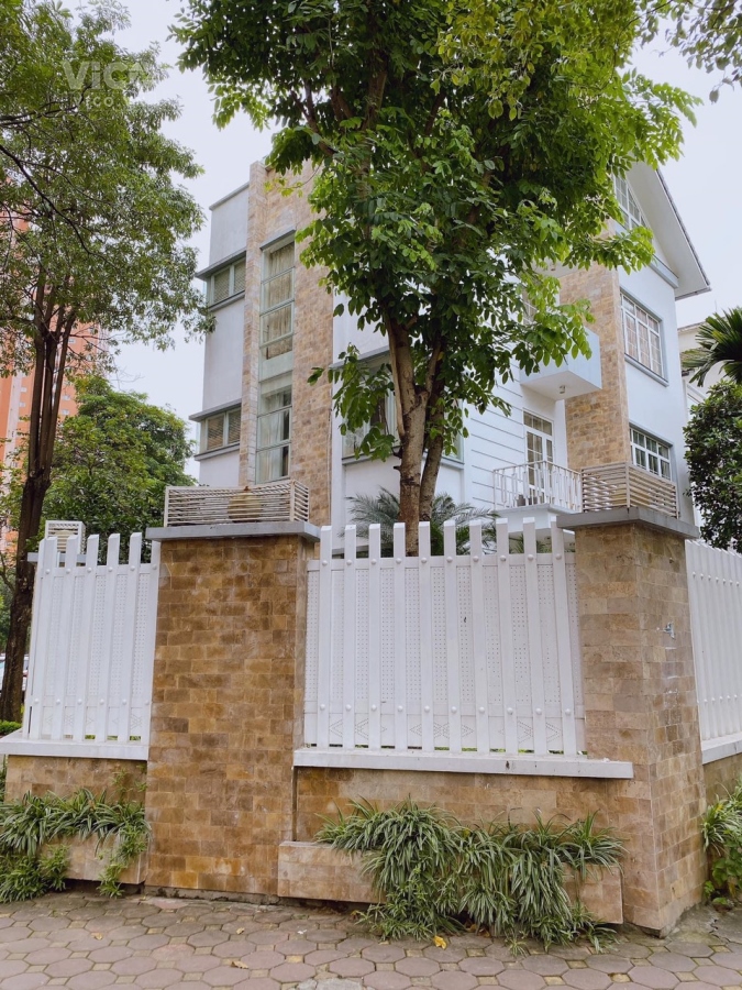 Bán biệt thự khu đô thị mới Nghĩa Đô Bắc Từ Liêm Lô góc Diện tích lớn Nội thất cao cấp Đẳng