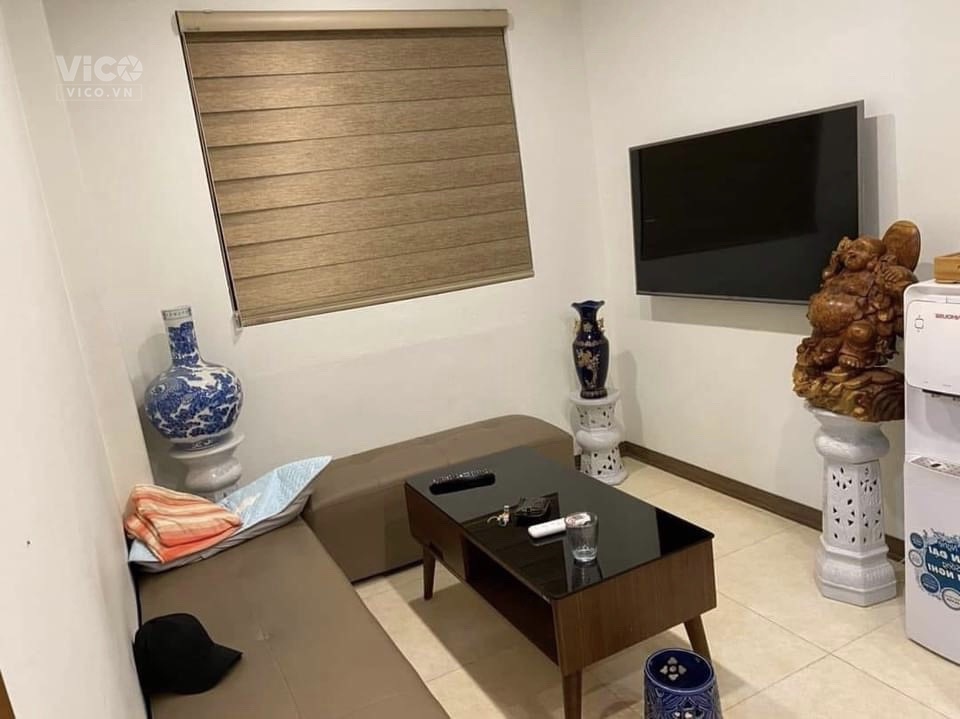 Bán nhà Hoàng Quốc Việt 55m x 6 tầng, MT 6m, 11.5 tỷ, Gara 7 chỗ, thang máy, ở và kinh doanh văn