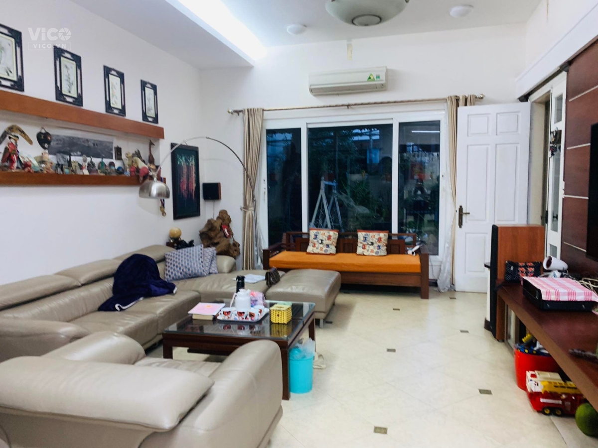 Cực Phẩm Tây Hồ_Bán Nhà Vườn Phân Ô Phố Phú Thượng, 188M2, MT8m, Giá 18 Tỷ