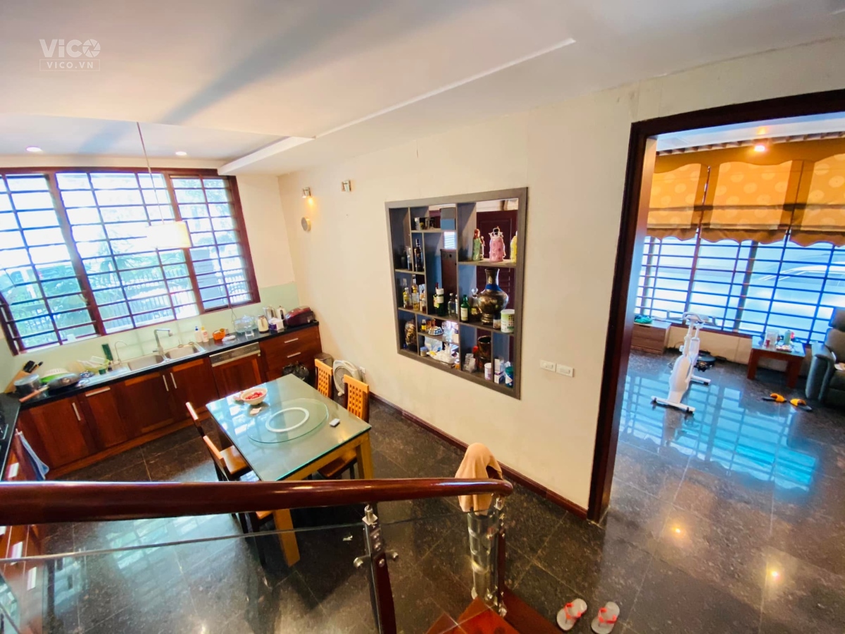 Chính chủ bán biệt thự KĐT Yên Hòa,Trần Kim Xuyến, mặt tiền khủng