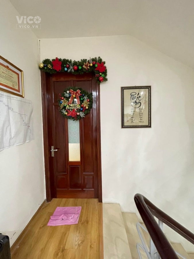 Bán nhà rẻ đẹp, ngõ 63 Thái Thịnh, DT 37 m2, Giá thoả thuận