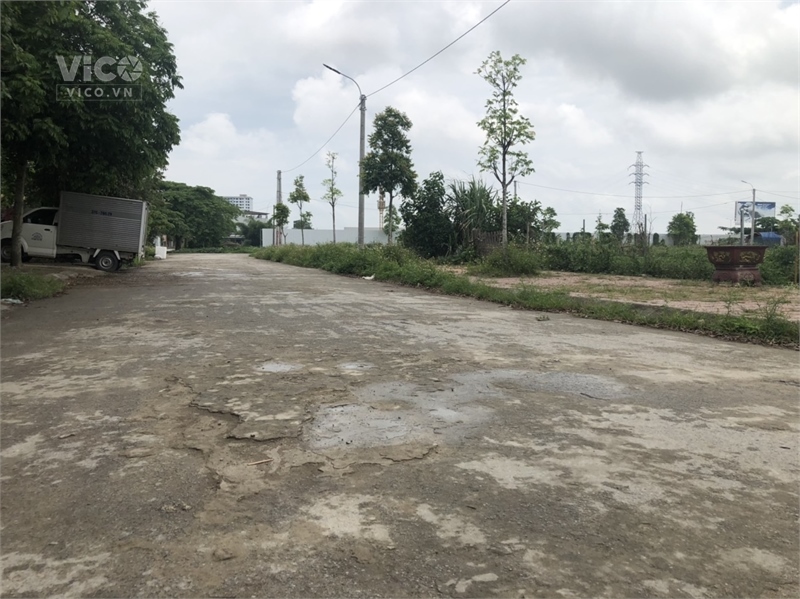 cần chuyển nhượng lô đất mb 9449 phường quảng thành