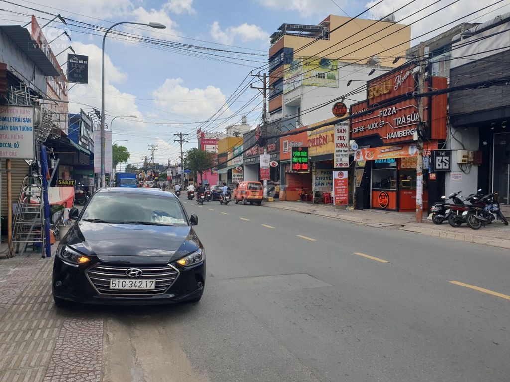 Cho thuê nhà Nguyên Căn mặt tiền đường Nguyễn Ảnh Thủ