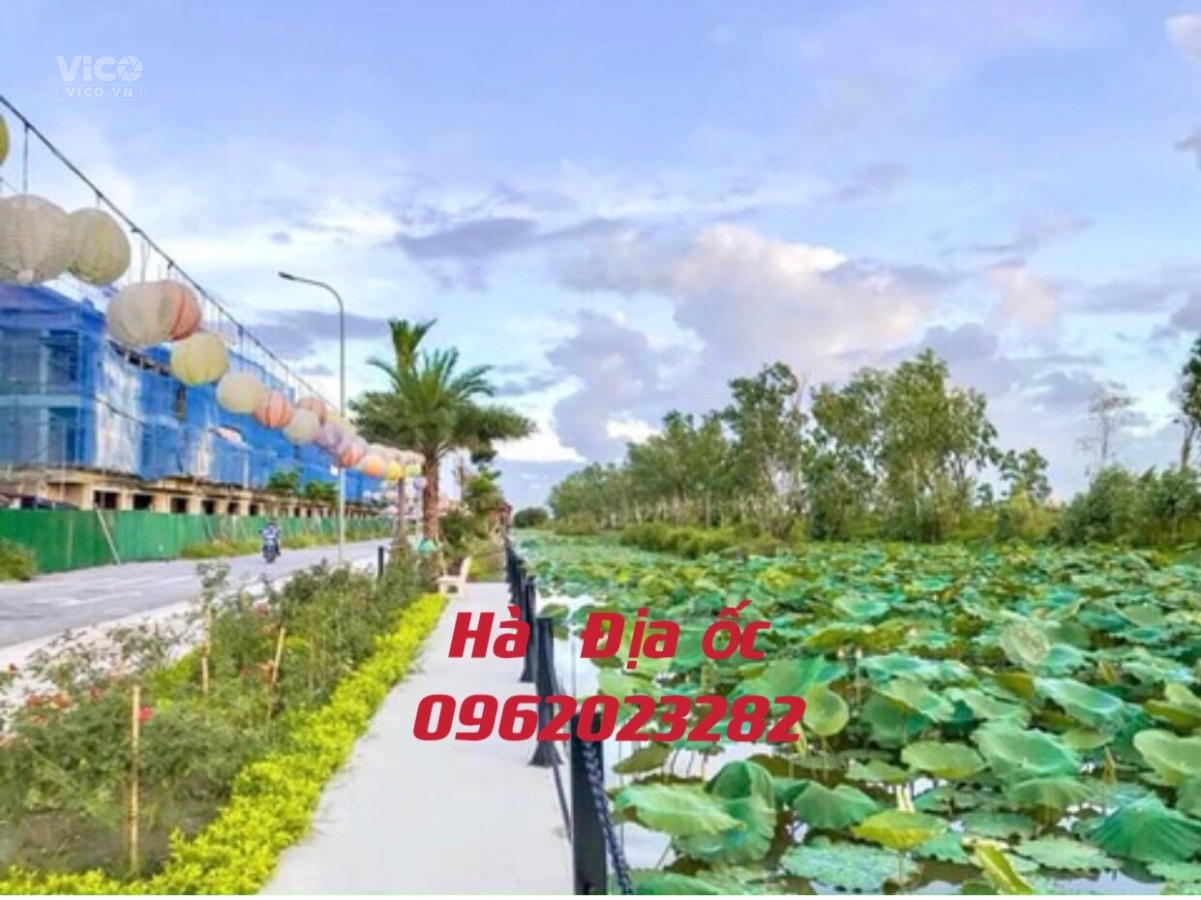 Bán biệt Thự giá rẻ, vị trí đắc địa , căn góc vườn hoa thoáng mát.