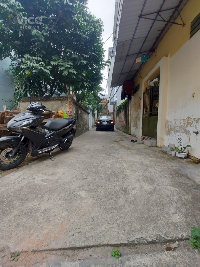 BÁN NHÀ THƯỢNG THANH, LONG BIÊN 54M24T, 4.1 TỶ, NHÀ LÔ GÓC, NGÕ THÔNG, Ô TÔ ĐỖ CÁCH 10M