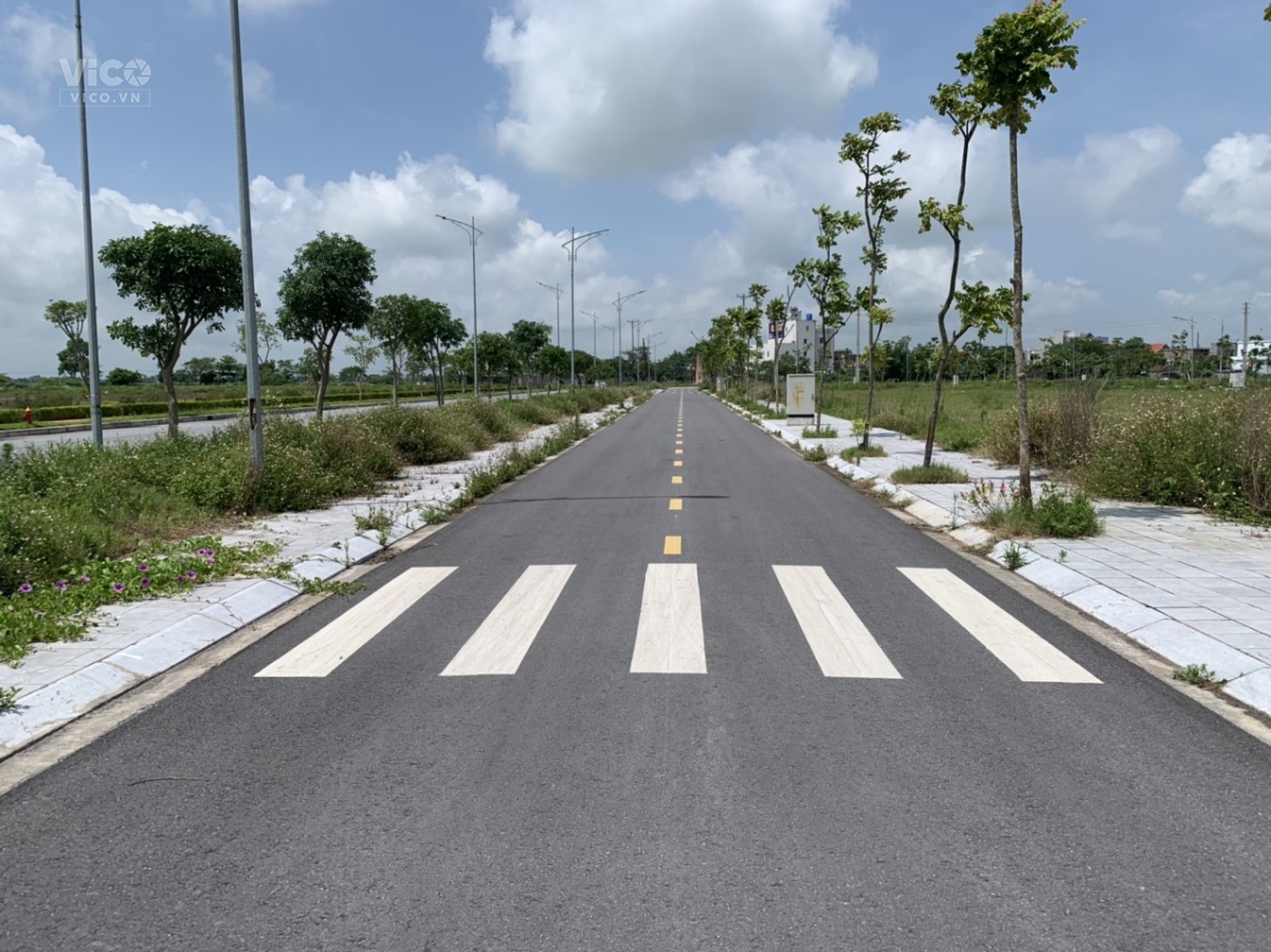 Bán đất 100 m2 có khe thoáng, mặt đường 221A, đối diện KCN Tiền Hải. LH 0948099974