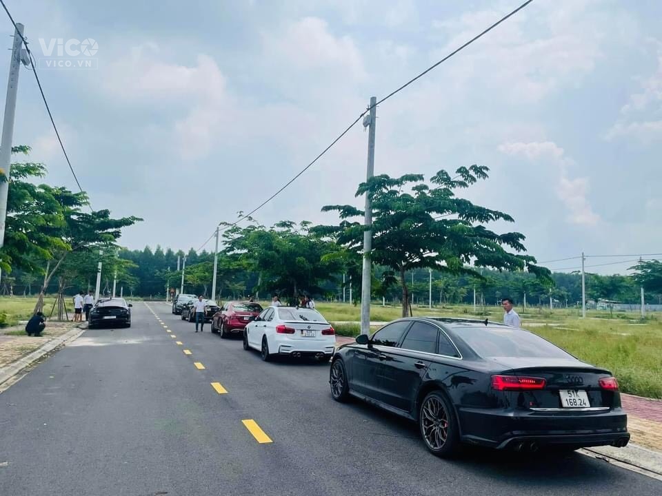 Bán đất ở đô thị chính chủ sổ đỏ Trung tâm hành chính Huyện(Bình Dương) Giá chỉ có 3 chỉ vàng/m2,