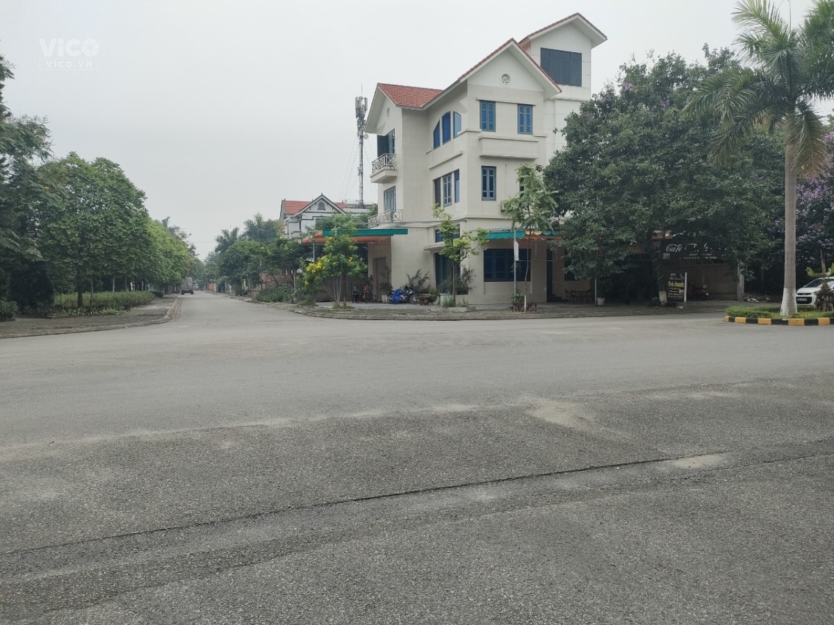 ️️️SIÊU PHẨM ĐẤT MẶT PHỐ TỪ SƠN DIỆN TÍCH 120 M XUNG QUANH 40 TR 1 M MÌNH EM BÁN 30 TR 1 M MỌI