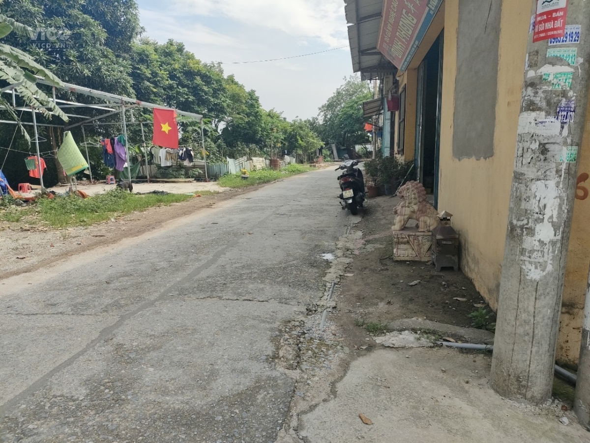 CHƯA CÓ LÔ NÀO 900 TR Ô TÔ CẤT TRONG NHÀ ĐƯợC NHƯ EM ĐANG CHỈ 900 triệu TẠI KHU PHỐ KIM THIỀU