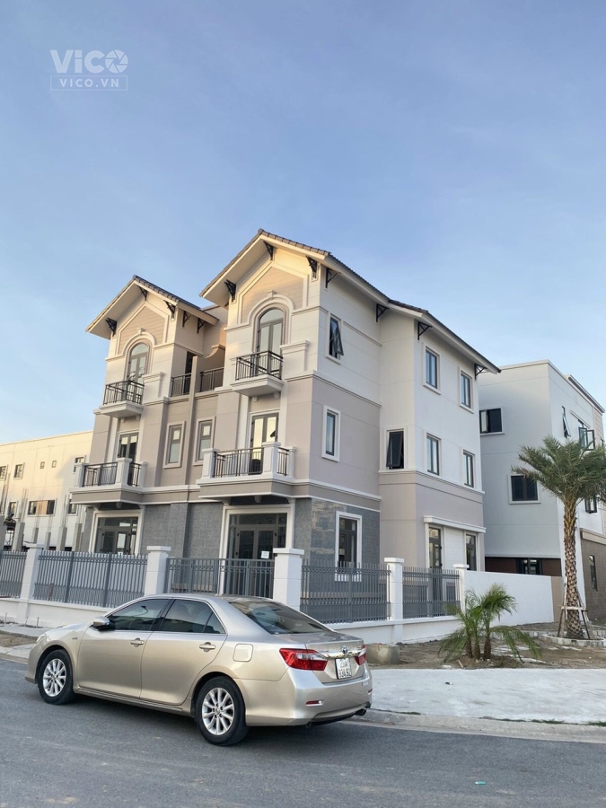 Cần tiền cho con đi du học Bán gấp căn biệt thự Song Lập tại KDT Centa City