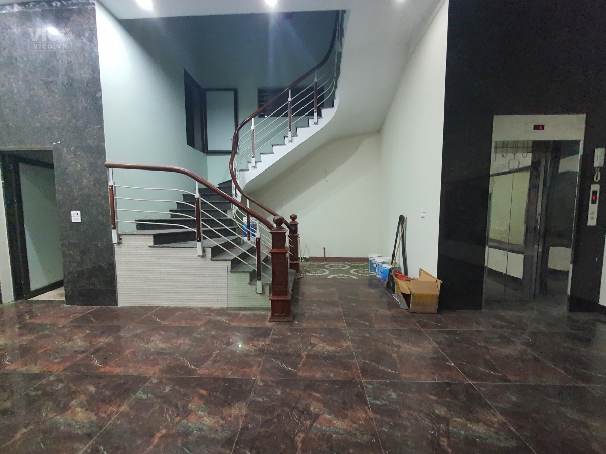 Bán nhà phố Vĩnh Phúc Ba Đình Mặt ngõ to hơn mặt phố vỉa hè rộng thiết kế hiện đại ô chờ