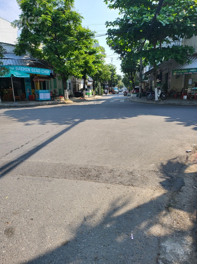 Nhà trung tâm Hải Châu, Huy Cận Lô Góc 121m2, 2 tầng, ngang9m, 12.7 tỷ