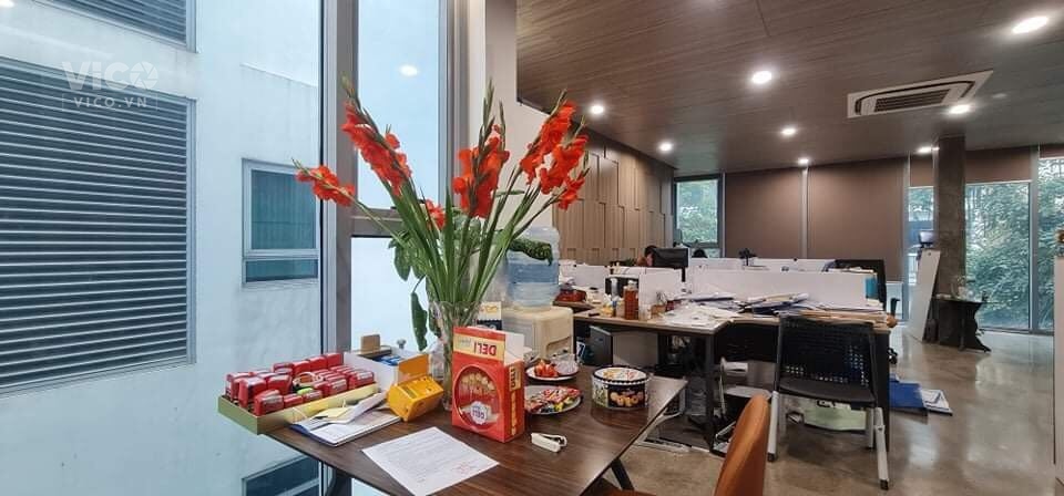 BIỆT THỰ VIỆT HƯNG SIÊU VIP, ĐẲNG CẤP SỐNG ĐẠI GIA, NỘI THẤT XỊN XÒ, BỂ BƠI HIỆN ĐẠI, 200m, 5 tầng,