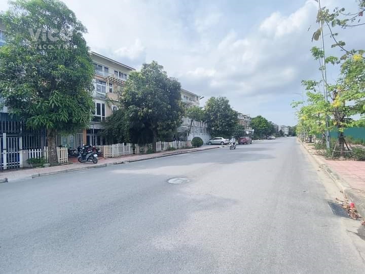 BÁN NHÀ LK KHU ĐÔ THỊ XUÂN PHƯƠNG, 95M2, 4 TẦNG, 3 Ô TÔ TRÁNH, KINH DOANH TỐT , 12.45 TỶ