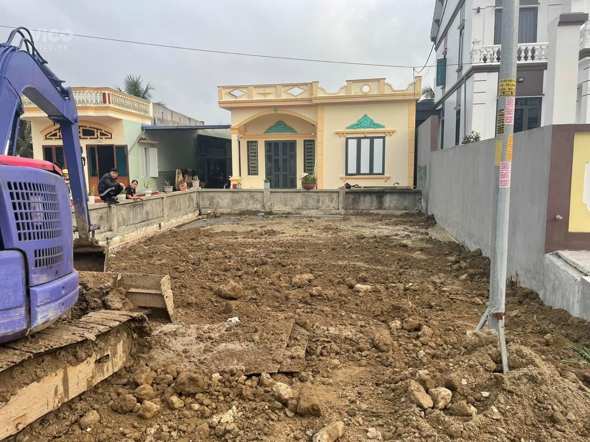 Cần bán đất 95m2 Mặt đường Trục chính Tiểu Trà Hưng Đạo Dương Kinh Hải Phòng giá 2,x tỷ