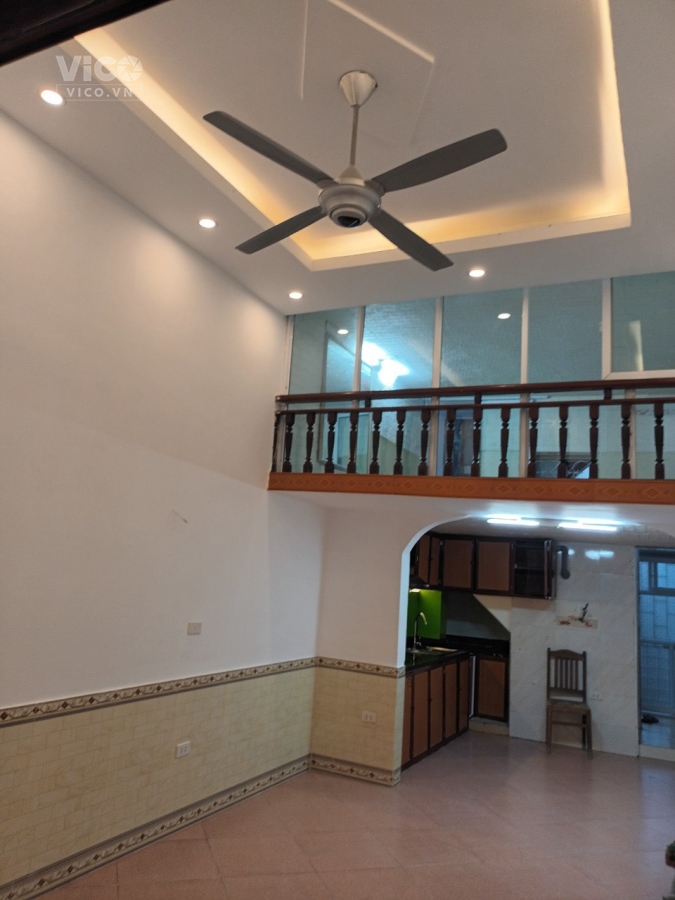 Bán nhà TT Quan Nhân, Nguyễn Ngọc Vũ dt 80m2,4 PN, 2wc, PK, bếp giá 1,7 tỷ